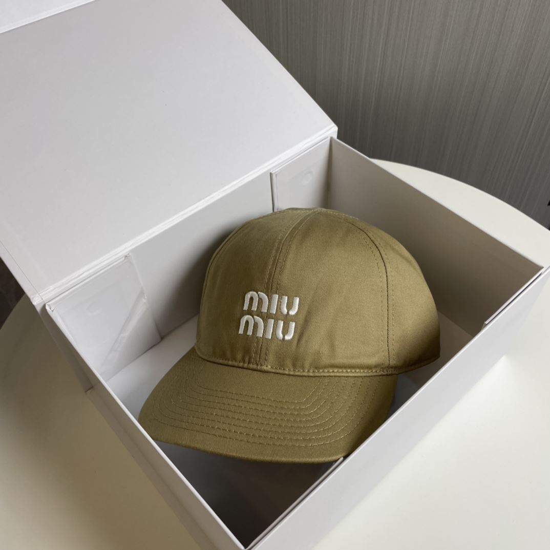 Miu Miu Caps